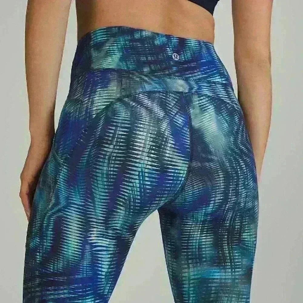 Lululemon Athletica High-Rise Invigorate Legging Shapeshifter Flux Blue Multi